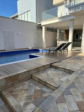 Casa Oasis - 2 quarteirões - Praia!